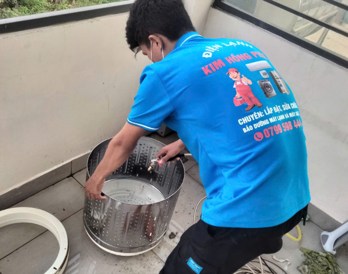Di dời máy lạnh từ Thủ Đức qua Bình Thạnh
